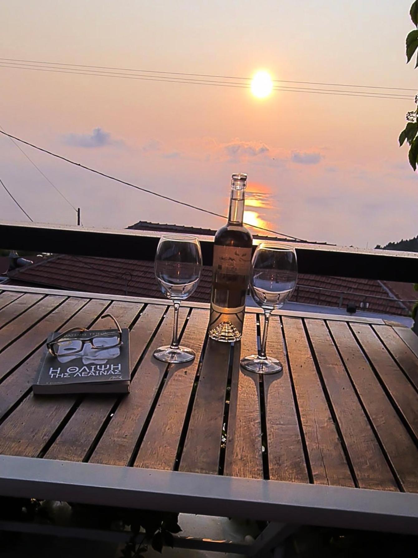 Ionian Balcony * Athanion